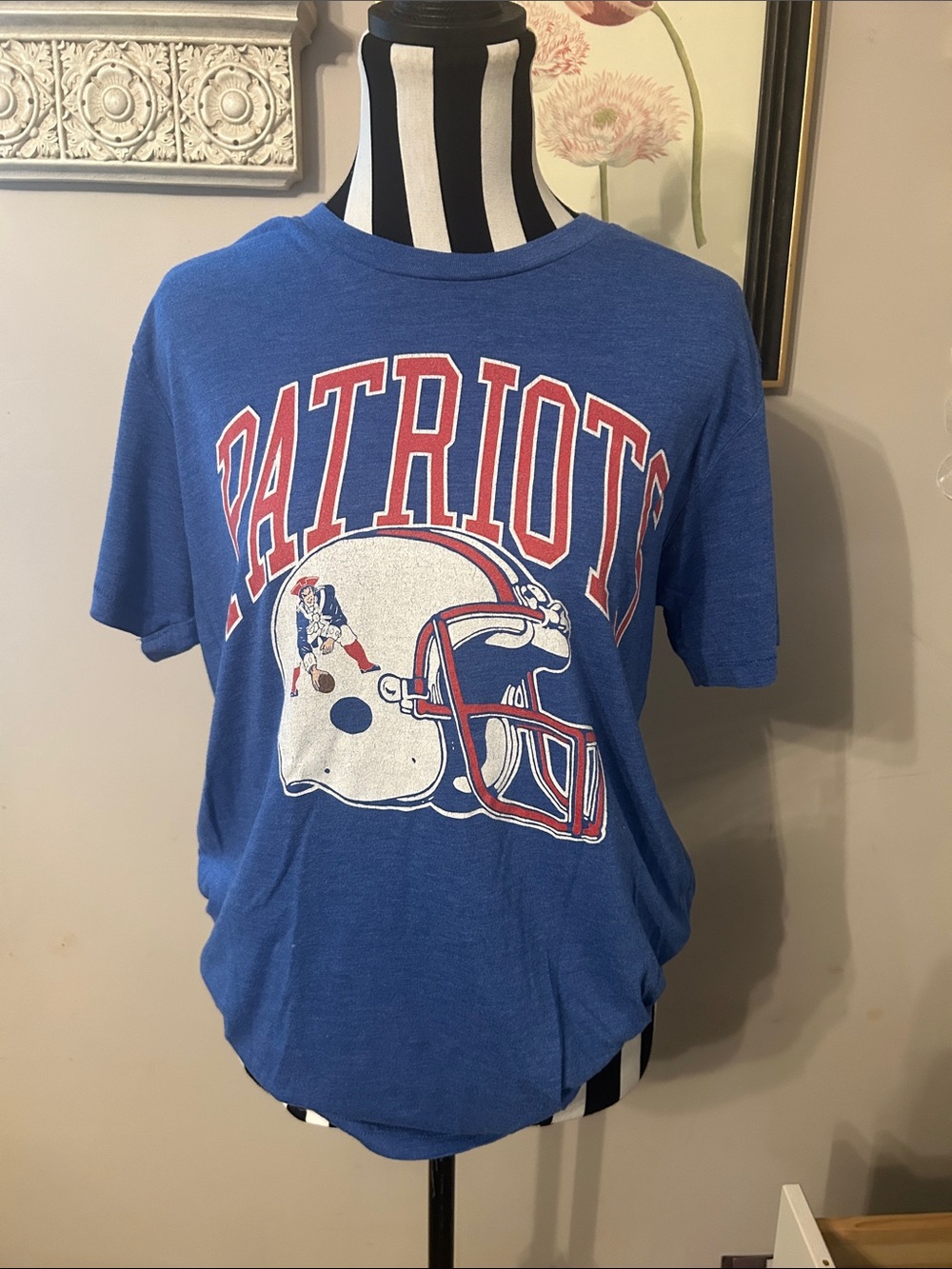 Homage Blue New England Patriots Graphic Tshirt  size Medium